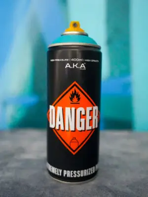 AKA DANGER Azul Aguamarina 133 400ml