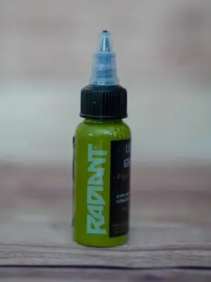 Radiant Colors Leaf Green 30ml